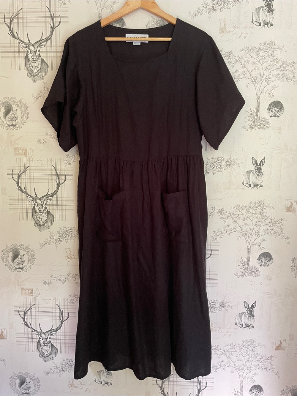 Women's Black Casual Pocket Midi Dress
